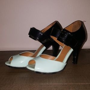 Croft & Barrow heels
